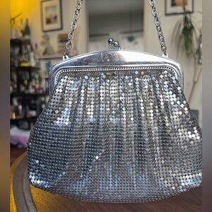 Vintage 1940s-1950s Whiting & Davis Mesh Silver Evening Bag